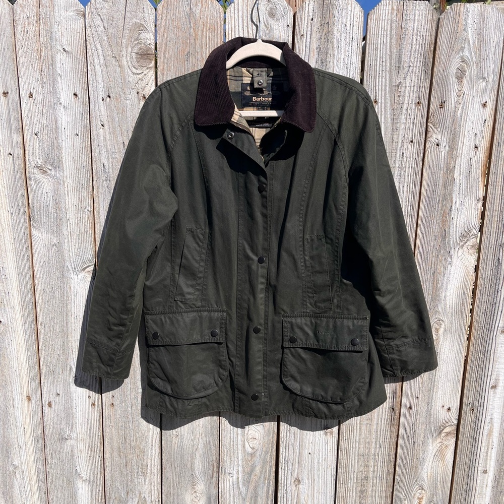 Barbour Beadnell Olive Green Waxed Cotton Utility Jacket w/Dark Corduroy Collar - Picture 2 of 9